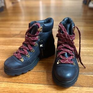 SOREL Women's Lennox Hiker STKD Boot